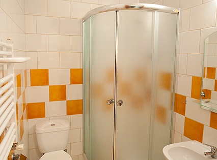 Dom Wczasowy Wiktoria Łazienka przy pokoju?v=1.0