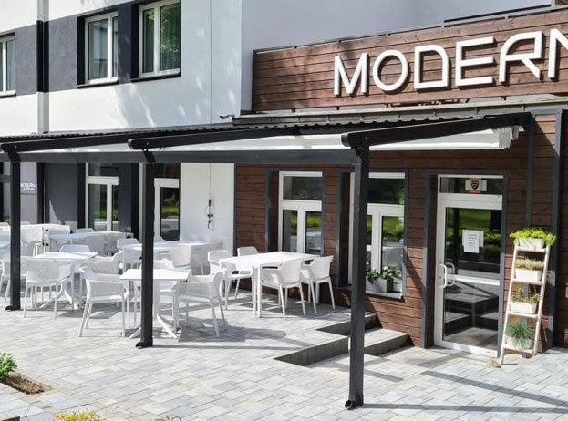  Śniadania i obiado-kolacje w Moderna Jastrzębia G&oacute;ra 