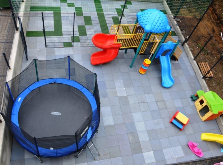Apartamenty Marina Plac zabaw